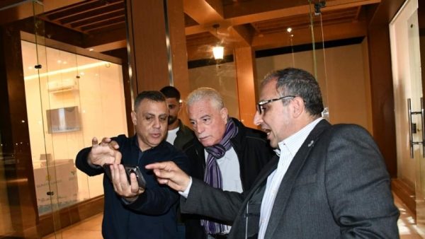 محافظ جنوب سيناء يتفقد تطوير الممشي السياحي في شرم الشيخ - 5 - سيناء الإخبارية