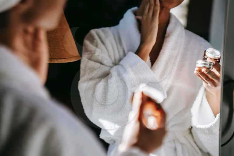 7 نصائح لدوام رائحة عطرك لفترة طويلة - 5 - سيناء الإخبارية