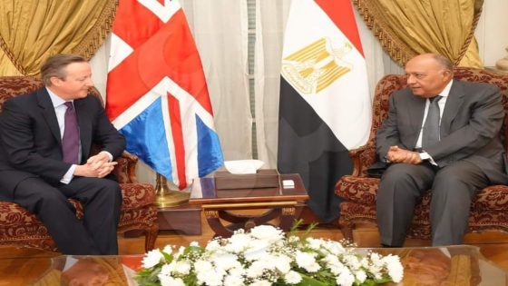 وزيرا خارجية مصر وبريطانيا 
