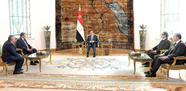 السيسى يستقبل المرشحين الذين خاضوا الإنتخابات الرئاسية - 3 - سيناء الإخبارية
