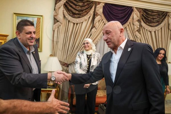 بالصور.. القنصل المصري في جدة يستقبل بعثة فريق النادى الأهلى - 5 - سيناء الإخبارية