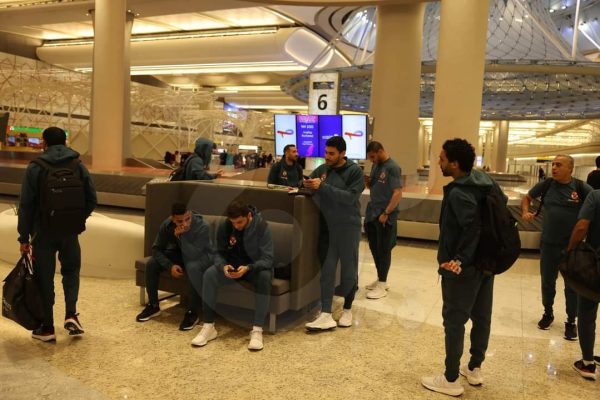 بعد برونزية مونديال الأندية.. بعثة الأهلي تصل أبو ظبي للمشاركة في السوبر المصري - 35 - سيناء الإخبارية