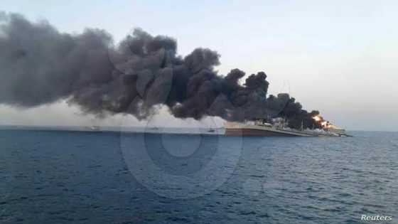 إيران تنكر هجومها على سفينة قرب الهند