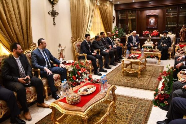 فودة يهنئ الأقباط بعيد الميلاد المجيد بكاتدرائية السمائيين بشرم الشيخ - 5 - سيناء الإخبارية