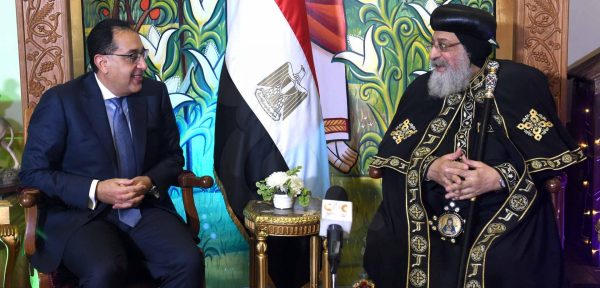 مدبولي يصل بعد قليل للكاتدرائية لتهنئة البابا بعيد الميلاد - 9 - سيناء الإخبارية