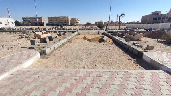 بدء أعمال تركيب البلدورات الخاصة بتجميل رأس سدر - 3 - سيناء الإخبارية