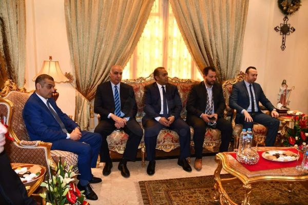 فودة يهنئ الأقباط بعيد الميلاد المجيد بكاتدرائية السمائيين بشرم الشيخ - 17 - سيناء الإخبارية