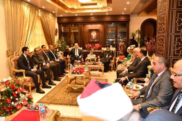 فودة يهنئ الأقباط بعيد الميلاد المجيد بكاتدرائية السمائيين بشرم الشيخ - 3 - سيناء الإخبارية