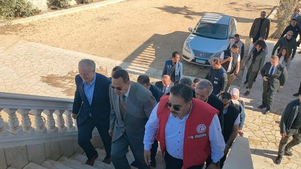 وفد الكونجرس الأمريكي يتفقد المساعدات الخاصة بغزة في مخازن العريش - 27 - سيناء الإخبارية
