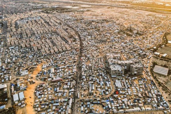 تزايد أعداد مخيمات النزوح بالقرب من الحدود المصرية الفلسطينية "صور" - 3 - سيناء الإخبارية
