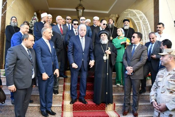 فودة يهنئ الأقباط بعيد الميلاد المجيد بكاتدرائية السمائيين بشرم الشيخ - 21 - سيناء الإخبارية