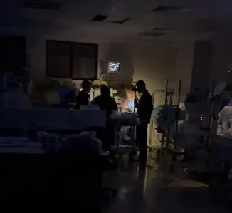 أطفال فلسطين حديثي الولادة يعانون من انقطاع الكهرباء في المستشفيات - 7 - سيناء الإخبارية