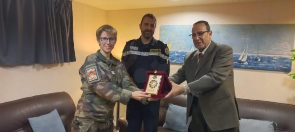 محافظ شمال سيناء يزور الجرحي الفلسطينيين على متن ديكسمود - 7 - سيناء الإخبارية