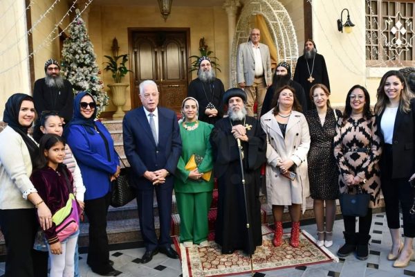 فودة يهنئ الأقباط بعيد الميلاد المجيد بكاتدرائية السمائيين بشرم الشيخ - 31 - سيناء الإخبارية