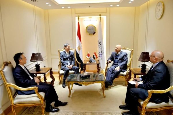وزير النقل يبحث التعاون المستقبلي مع النائب الأول لـ«جايكا» اليابانية وسفير اليابان بالقاهرة - 9 - سيناء الإخبارية