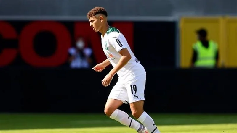 الأهلي يتوصل لاتفاق ضم نجم بوروسيا مونشنجلادباخ الألمانى - 3 - سيناء الإخبارية