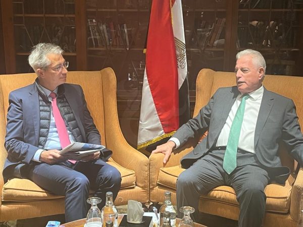 محافظ جنوب سيناء يبحث مع القنصل العام الفرنسي