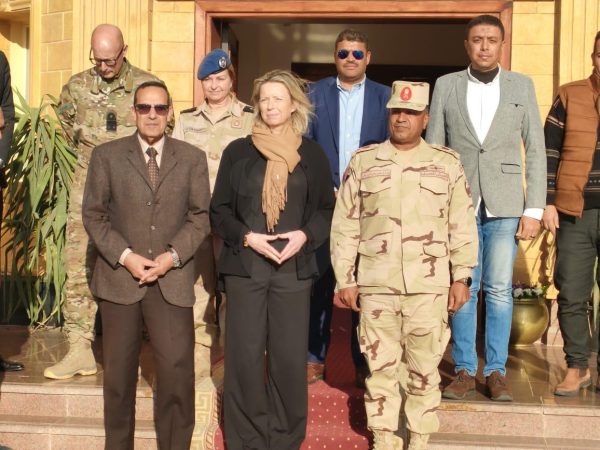 بالصور محافظ شمال سيناء يستقبل وزيرة دفاع هولندا - 9 - سيناء الإخبارية