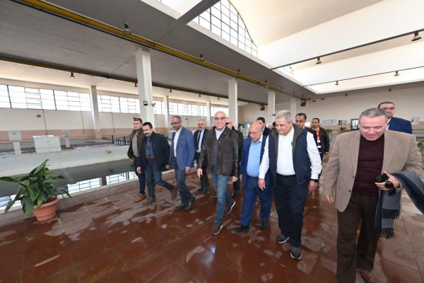 بطاقة 600 ألف متر مكعب.. وزير الإسكان يتابع العمل بمحطة مياه الشرب بالأميرية - 3 - سيناء الإخبارية