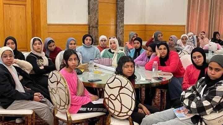 فتيات شمال سيناء يشاركن في المرحلة الرابعة من البرنامج القيادي «ريحانة» - 5 - سيناء الإخبارية