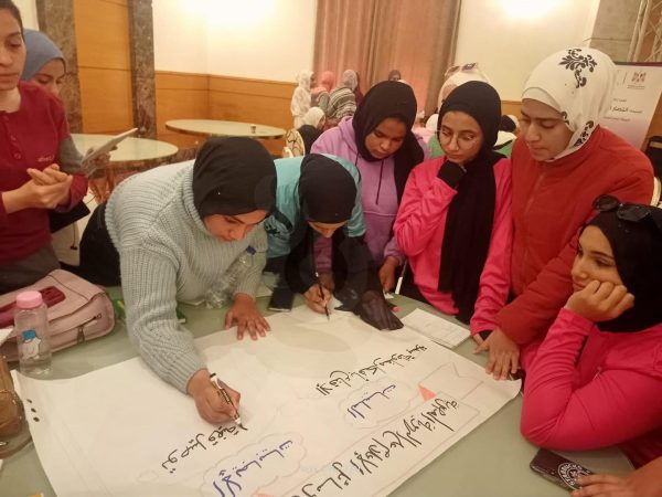 فتيات شمال سيناء يشاركن في المرحلة الرابعة من البرنامج القيادي ريحانة "صور" - 1 - سيناء الإخبارية