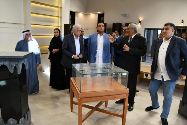 جولة تفقدية لوزير التنمية المحلية ومحافظ جنوب سيناء بعدد من المشروعات التنموية في شرم الشيخ - 7 - سيناء الإخبارية