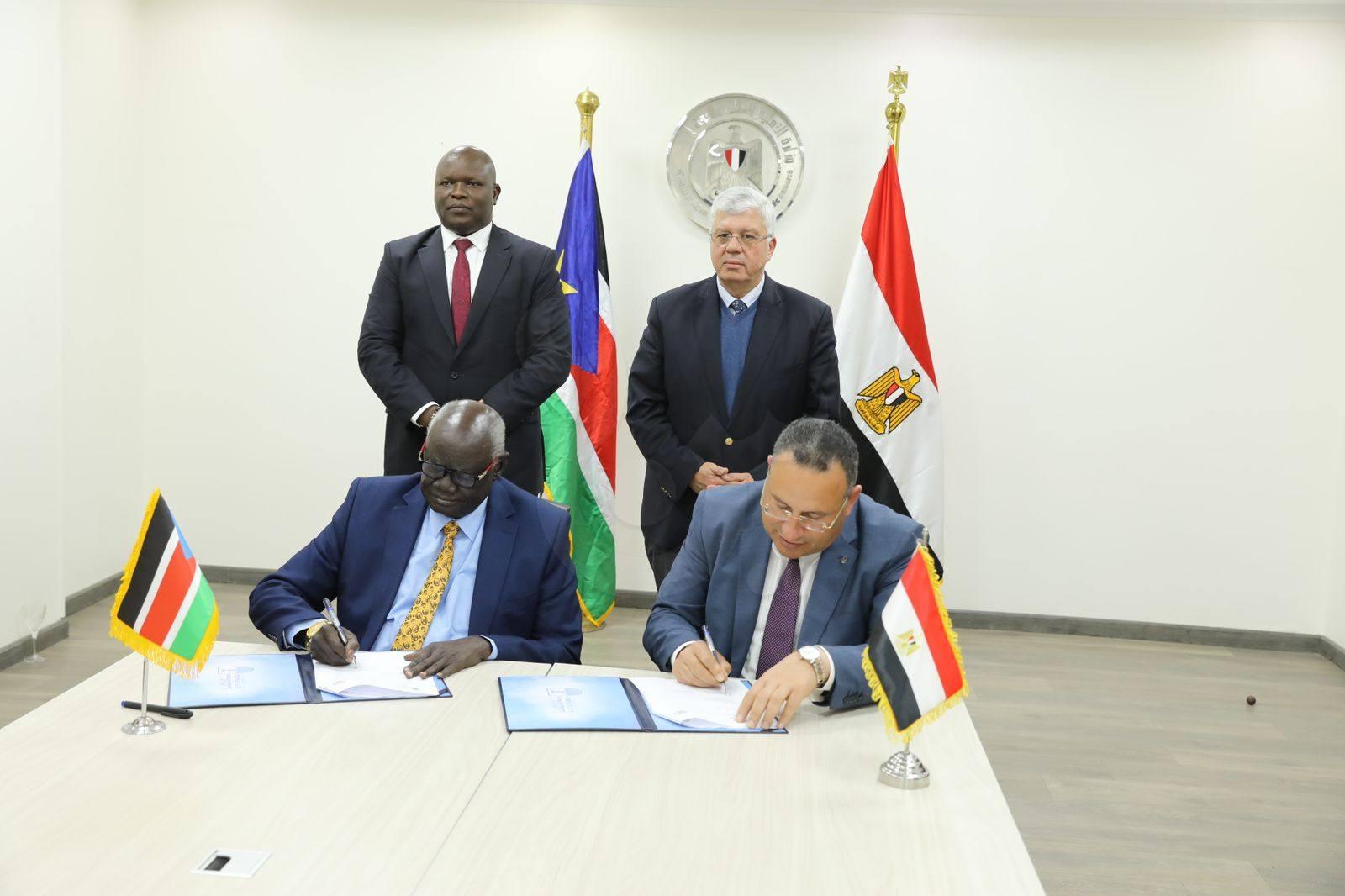 اتفاقية لإنشاء فرعين لجامعة الإسكندرية بجنوب السودان بحضور وزيرا التعليم العالي بالبلدين