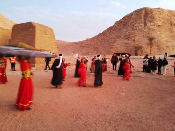 أشعة الشمس تتعامد على وجه رمسيس.. وتخترق قدس الأقداس في حضور آلاف السائحين - 13 - سيناء الإخبارية