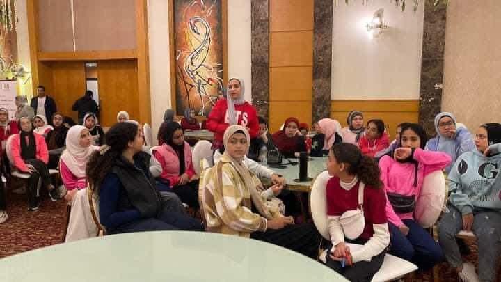 فتيات شمال سيناء يشاركن في المرحلة الرابعة من البرنامج القيادي «ريحانة» - 21 - سيناء الإخبارية