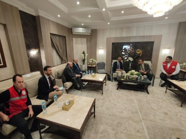 وزير التنمية الدولية الكندي يزور شمال سيناء لتفقد مخازن مساعدات غزة - 11 - سيناء الإخبارية