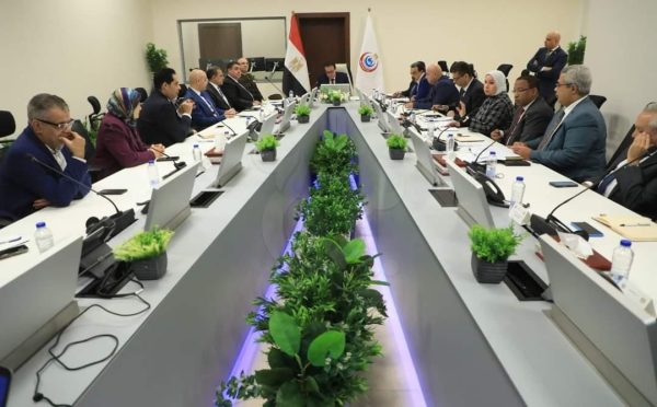 وزير الصحة يوجه بتشديد الرقابة على بنوك الدم والتأكد من الالتزام بمعايير الجودة - 3 - سيناء الإخبارية