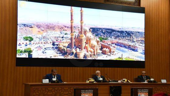 محافظ جنوب سيناء يبحث استعدادات شهر رمضان والعيد القومي
