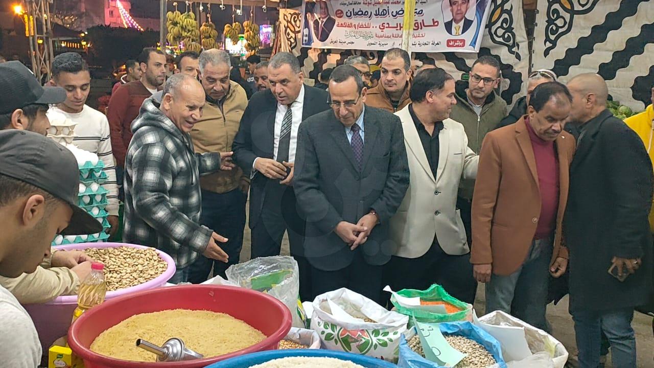 محافظ شمال سيناء يتفقد معرض أهلا رمضان بالعريش 