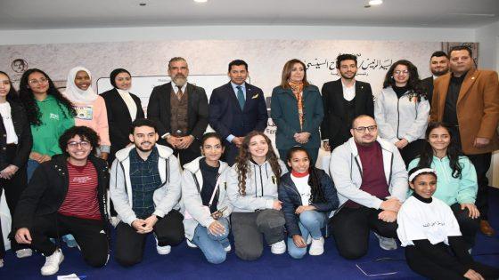 وزيرا الشباب والثقافة يشاركان في معرض القاهرة للكتاب