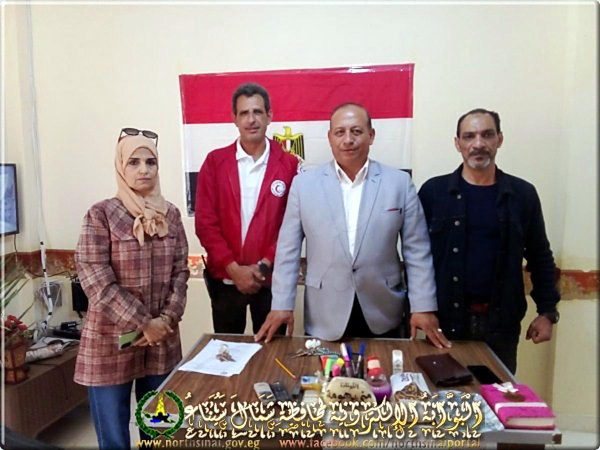 فرحة العيد مع الفلسطينيين بالعريش.. هدايا و ألعاب وكعك من محافظة شمال سيناء (صور) - 1 - سيناء الإخبارية