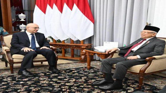 السفير المصري يلتقي نائب رئيس أندونيسيا لعرض أفاق تنمية التعاون الإقتصادي و التجاري