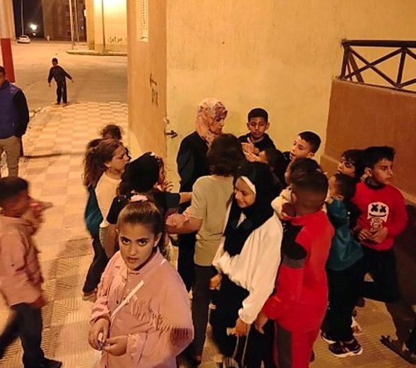 فرحة العيد مع الفلسطينيين بالعريش.. هدايا و ألعاب وكعك من محافظة شمال سيناء (صور) - 9 - سيناء الإخبارية