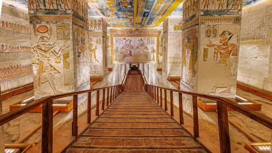 المقابر المصرية القديمة إبهار عمره آلاف السنين