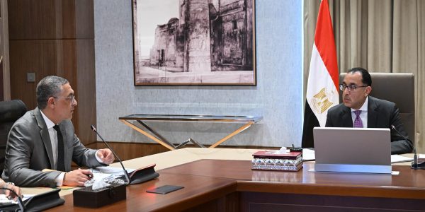 رئيس الوزراء يوجه بتشكيل مجموعة عمل لمؤتمر الاستثمار مع الاتحاد الأوروبي - 3 - سيناء الإخبارية