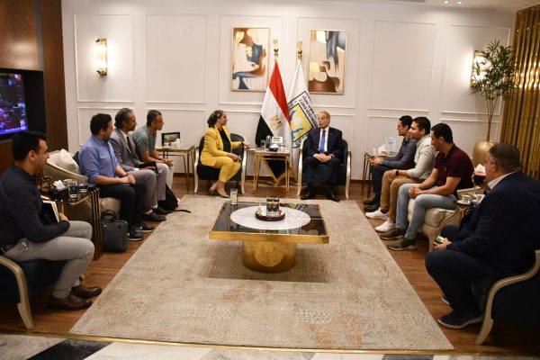 محافظ جنوب سيناء يلتقي فريق سلاح الإشارة  بالشبكة الوطنية للسلامة لمناقشة دعم التحول الرقمي - 3 - سيناء الإخبارية