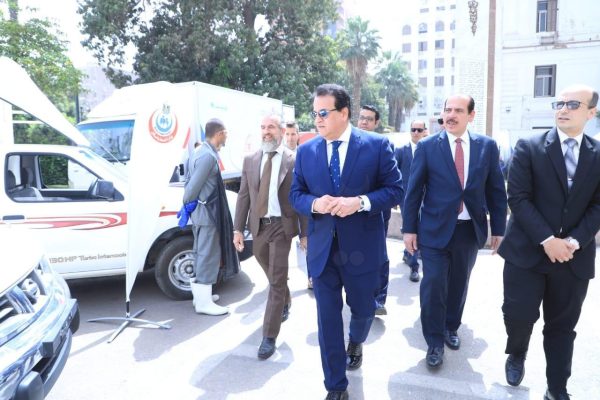 "نفايات طبية آمنة": مصر تُعزّز منظومتها الإلكترونية وتُضاعف عدد سيارات النقل - سيناء الإخبارية