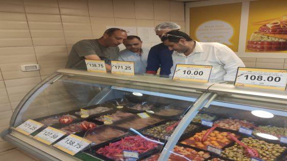 صور| تموين جنوب سيناء يحرر 80 محضرًا لأغذية منتهية الصلاحية