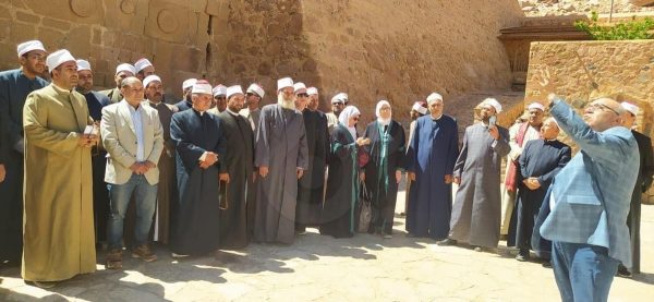 أئمة وواعظات جنوب سيناء في رحلة ثقافية إلى سانت كاترين - 3 - سيناء الإخبارية