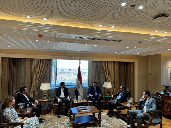 "بيرل ارت الإيطالية" تدعم رياضة السيارات في مصر: لقاء مثمر مع قيادات الشباب والرياضة - 1 - سيناء الإخبارية