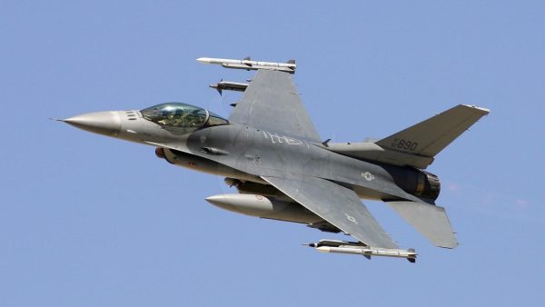 أمريكا تنجح في تجربة التحكم بطائرات F-16 عبر الذكاء الاصطناعي - 5 - سيناء الإخبارية