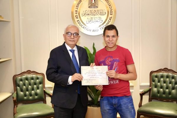 ابتكار طالب مصري لفرن طهي شمسي بدون تكاليف..حلّ بيئي وتقني من رحم التعليم الفني - 12 - سيناء الإخبارية ابتكار طالب مصري لفرن طهي شمسي بدون تكاليف..حلّ بيئي وتقني من رحم التعليم الفني - 11 - سيناء الإخبارية