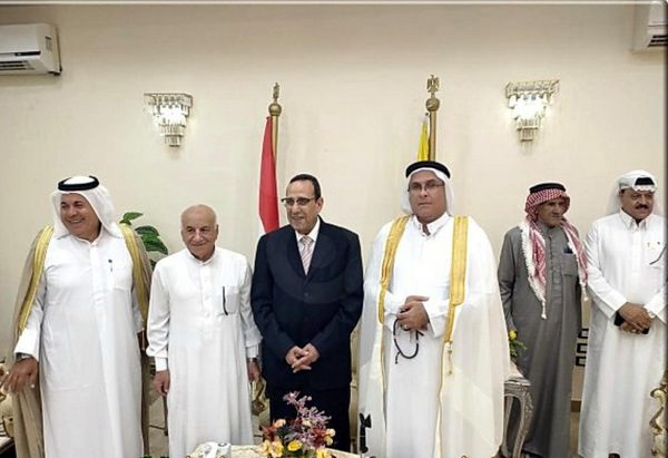مشايخ القبائل والعواقل والفلسطينيين يهنئون محافظ شمال سيناء بالعيد (صور) - 11 - سيناء الإخبارية مشايخ القبائل والعواقل والفلسطينيين يهنئون محافظ شمال سيناء بالعيد