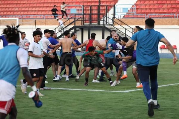 اشتباكات بين لاعبي حرس الحدود ونادي سبورتنج بعد ضياع حلم الصعود للدوري الممتاز - 1 - سيناء الإخبارية