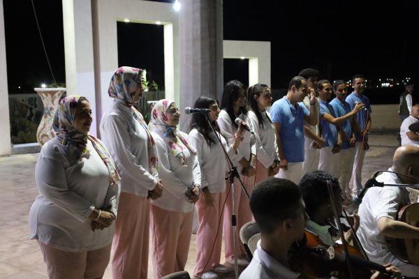 محافظ جنوب سيناء يشهد احتفالية ليلة عيد الأضحى المبارك بمدينة طور سيناء (صور) - 16 - سيناء الإخبارية