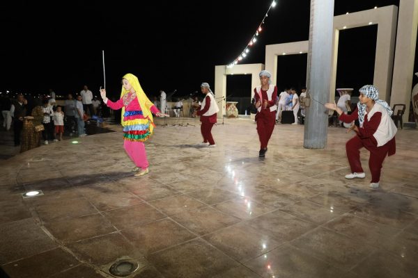 محافظ جنوب سيناء يشهد احتفالية ليلة عيد الأضحى المبارك بمدينة طور سيناء (صور) - 4 - سيناء الإخبارية محافظ جنوب سيناء يشهد احتفالية ليلة عيد الأضحى المبارك بمدينة طور سيناء